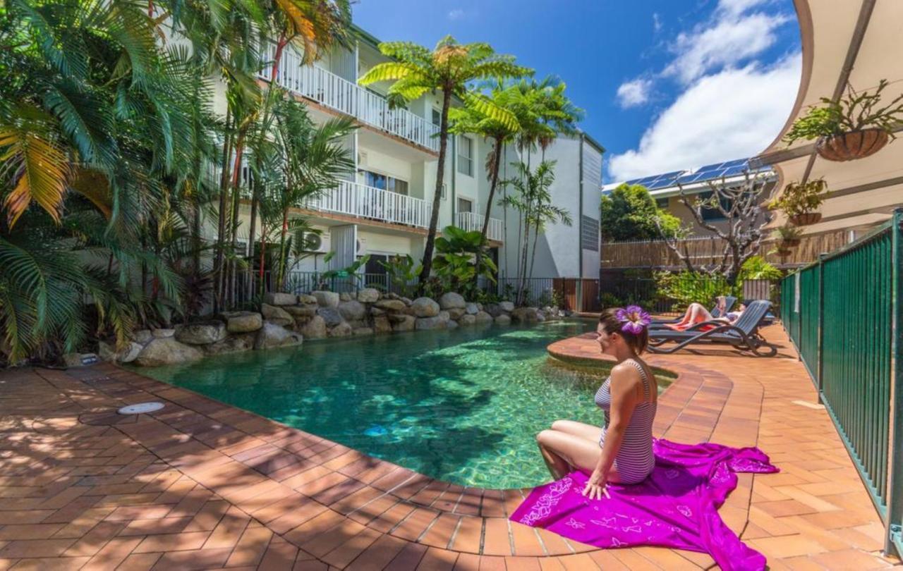 Coral Tree Inn Cairns Eksteriør bilde